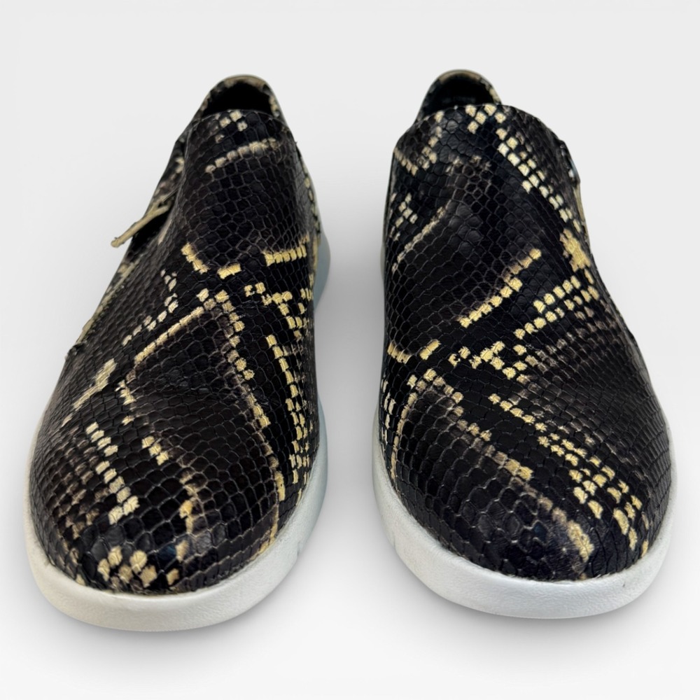 JOHNSTON & MURPHY‎ Tracy Snake Print Slip On Casual Flat Shoes Womens Size 6M - Picture 4 of 12